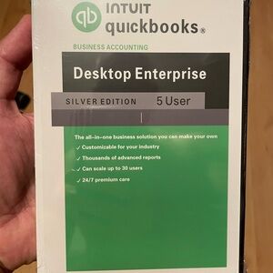Intuit QuickBooks Desktop Enterprise 2024 Silver Edition USA, 5 User USB
